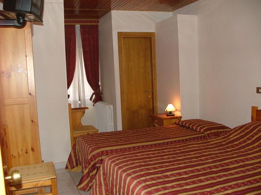 Hotel La Maielletta Pretoro Kamer foto